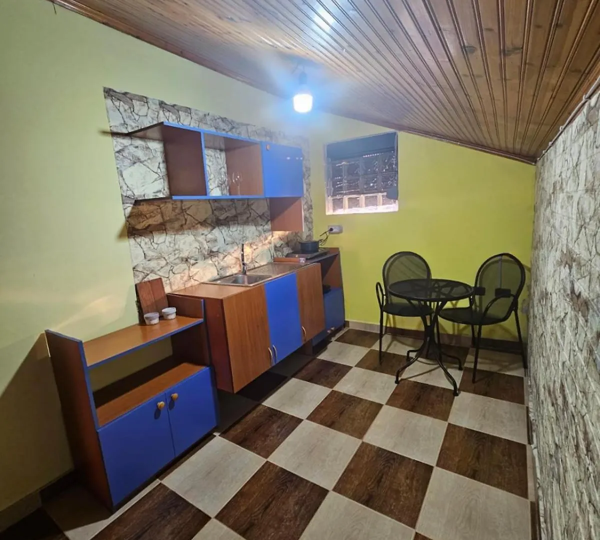 Hotel Castle - Inside,Voga Guesthause Krujë 0*,